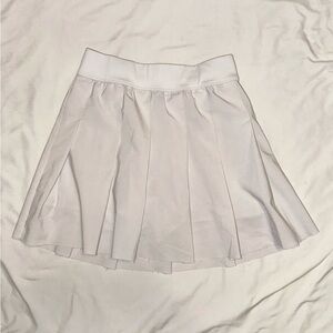 Fabletics - pleated tennis skirt with built-in shorts